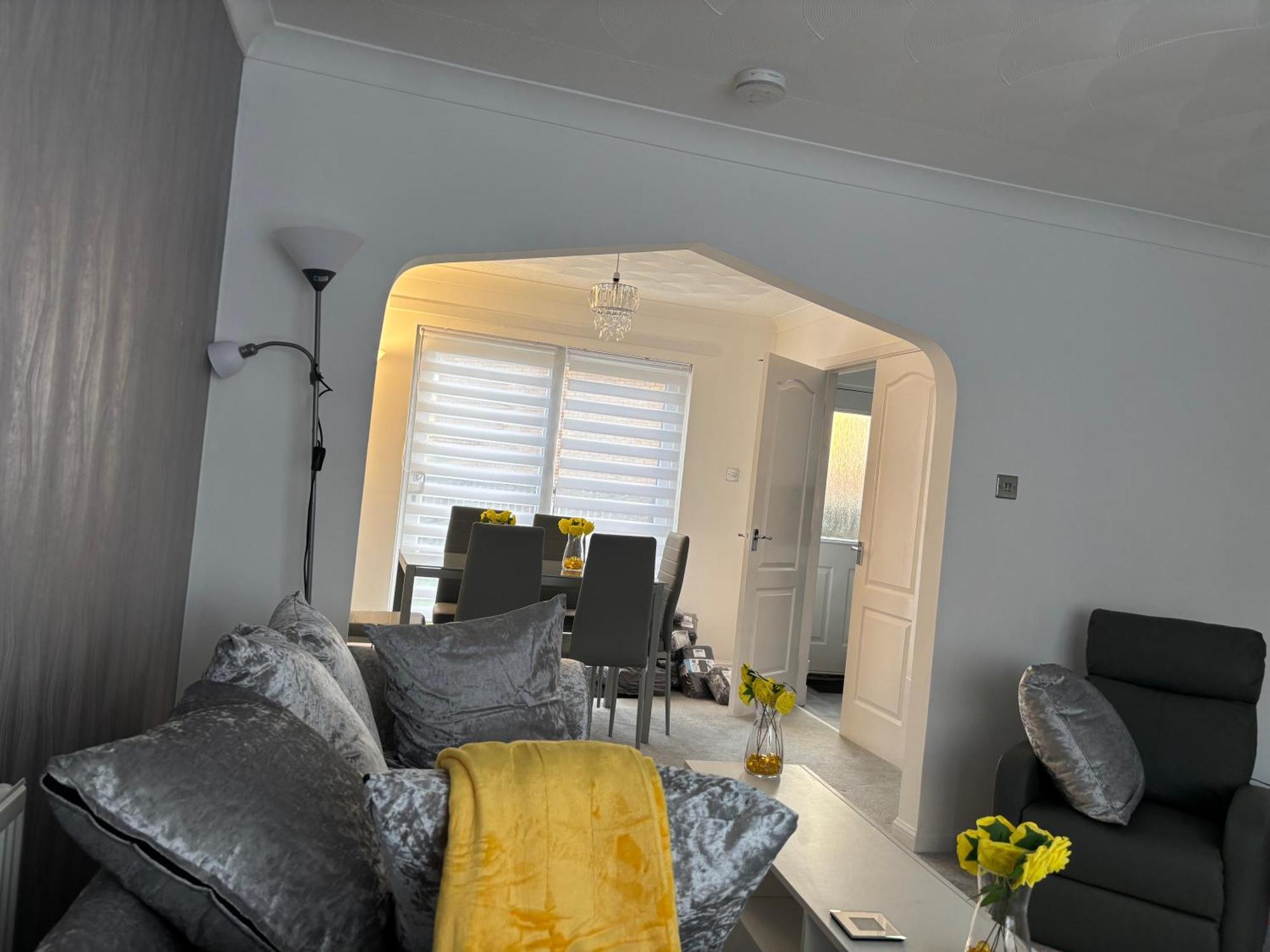 130m2 New Decor December 2024 New Entire 3 Bedroom Garden House Holiday home *
